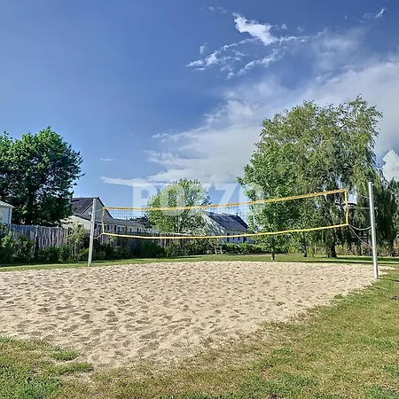 6 Pers. A Jullouville - Piscine Chauffee, Proche Et Commerces - Fr-1-361-541 * Saint-Pair-sur-Mer