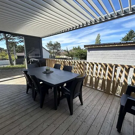 Chalet 6 Pers. A Jullouville - Piscine Chauffee, Proche Et Commerces - Fr-1-361-541 *